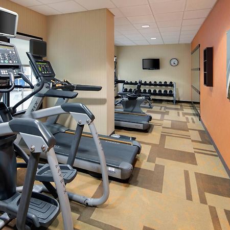 Courtyard Cleveland Бийчууд Екстериор снимка